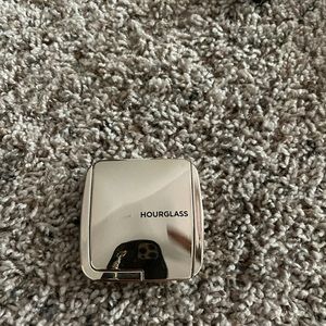 Hourglass Diffused Heat Blush